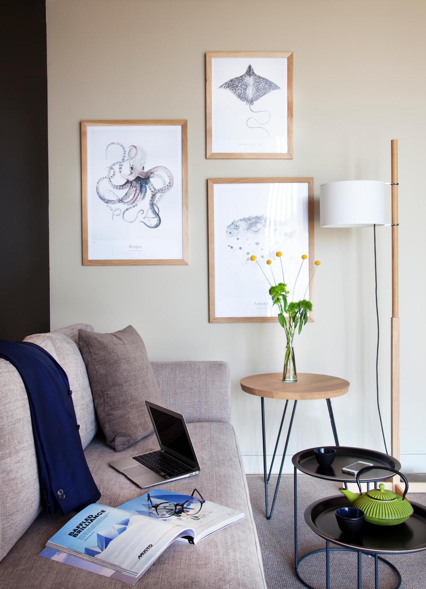 Suite,1444003876:JPEG